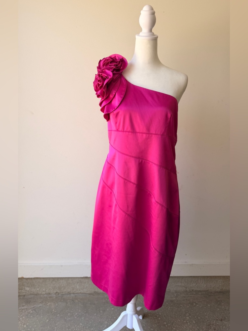 Jessica Simpson One-Shoulder Hot Pink Floral-Shoulder Dress